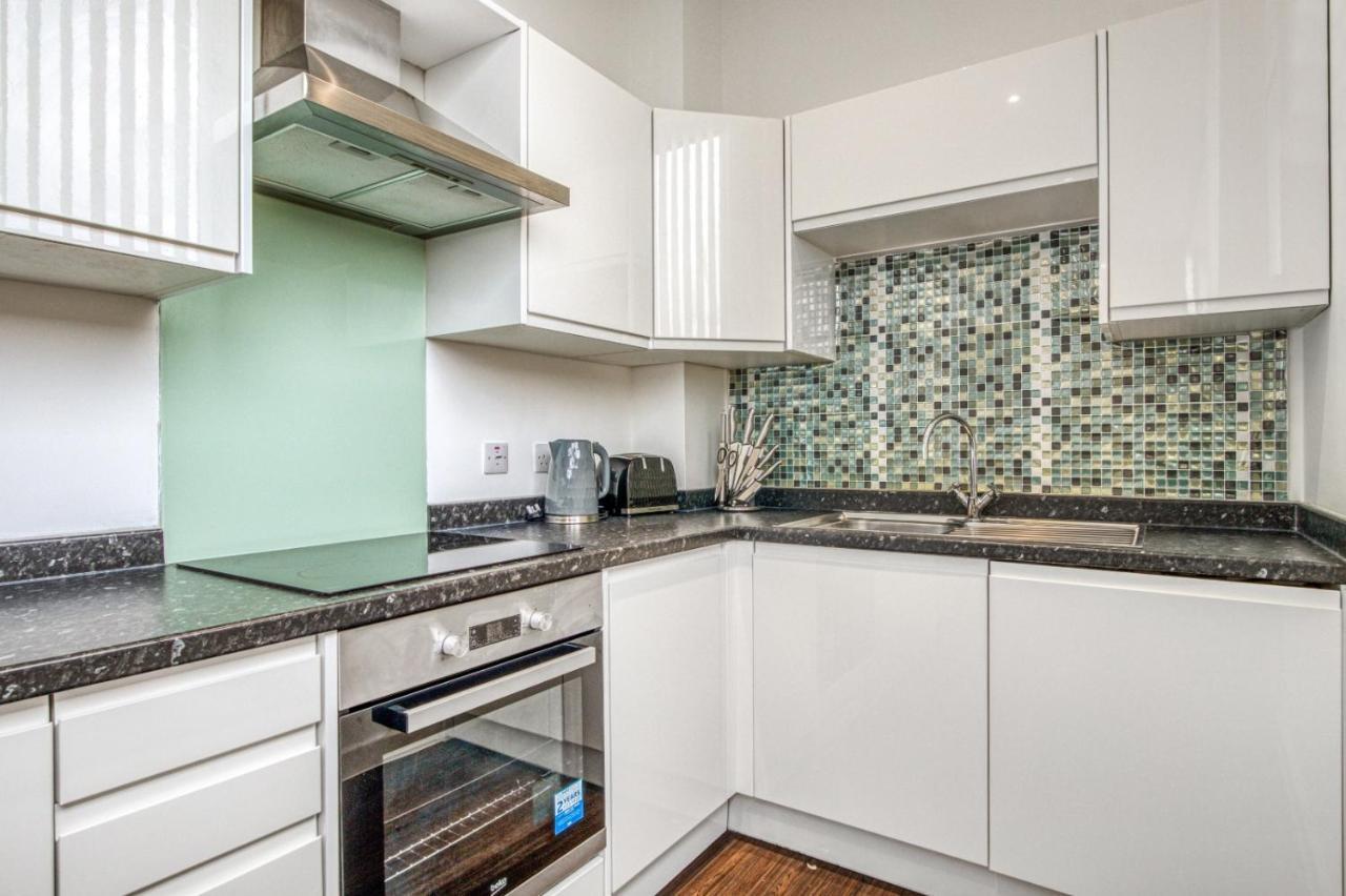 Stylish Studio By Heathrow Airport Apartment London Exterior photo